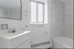 2300 Rue St-Mathieu Unit 1802, Montréal (Ville-Marie) QC H3H2J8