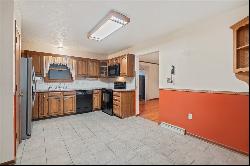 10 Munce Ridge Rd, South Strabane PA 15301