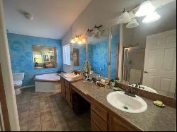 27 Calle Miguel, Taos NM 87571