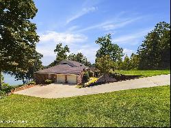 155 Lake Crest Drive, Lenoir City TN 37772