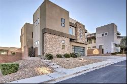 220 Inverbeg Street, Henderson NV 89012