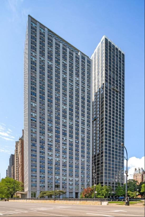 1550 N Lake Shore Drive #25E, Chicago IL 60610