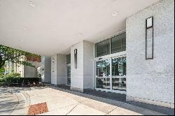 1550 N Lake Shore Drive #25E, Chicago IL 60610