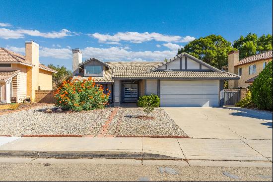 1023 Edie Way, Lancaster CA 93535