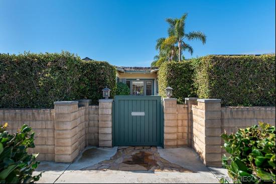 7428 Eads Avenue, La Jolla CA 92037