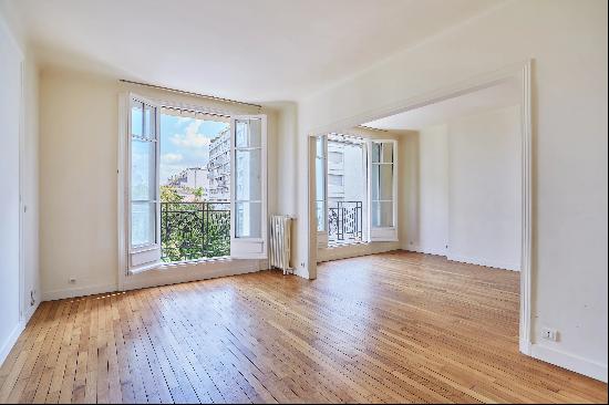 Paris 16th District – A bright 3-bed apartment