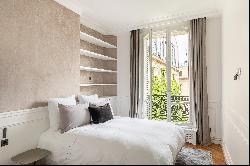 Paris 7th District – A renovated 4-bed apartment