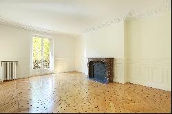 Paris 5th District – A superb 4-bed apartment rented unfurnished