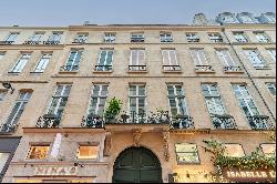 Paris 1st District – A superb pied a terre