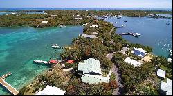 Prominent Green Turtle Cay Estate - MLS 59165