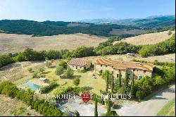 ORGANIC ESTATE WITH POOL AND VINEYARDS FOR SALE IN VAL DI CECINA, TUSCANY