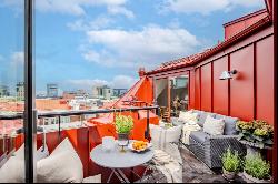 Completely renovated penthouse with outstanding rooftop terrace.