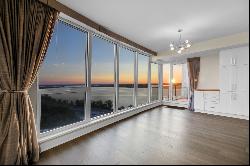 Spectacular Water & Sunset View 2-Bedroom + Den Penthouse