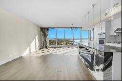 Spectacular Water & Sunset View 2-Bedroom + Den Penthouse