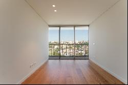 PF34302 Luxury 3 bedroom property, furnished in the Infinity development.