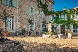 Luberon - Wonderful authentic Bastide