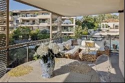 Bright apartment with large terrace and open view - Saint-Tropez, Centre