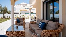 5-bedroom villa with pool, gym and jacuzzi in Gal, Algarve, Portugal