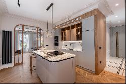 Apartment for sale in Madrid, Almagro, Chamberi