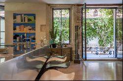 Magnificent 198 sqm loft with outdoor patio near the Musee de la Romanite in Nimes