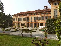 Ancient mansion from the 1700s in Brianza - Lombardy