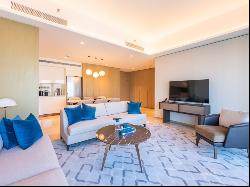 Elegant Three-Bed Dubai Creek Harbour Apartment