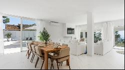 Spacious and bright large villa in the area of Rosario, Marbella East