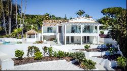 Spacious and bright large villa in the area of Rosario, Marbella East