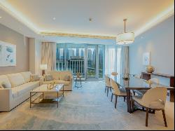 Elegant Downtown Apartment with Burj Khalifa View