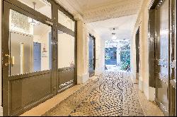 Paris 4th District – An ideal pied a terre