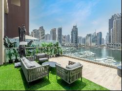 Luxurious Duplex with Stunning Marina Views