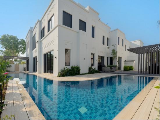 Luxuriously Renovated Villa in Al Barari