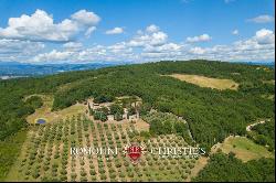 FARMHOUSE WITH POOL FOR SALE IN UMBERTIDE, UMBRIA