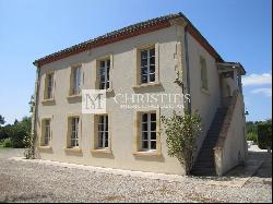 For sale, Immaculate riverside property near Le Temple sur Lot