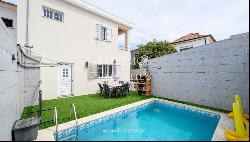 Three bedroom villa with pool, for sale, in Ramalde, Porto, Portugal