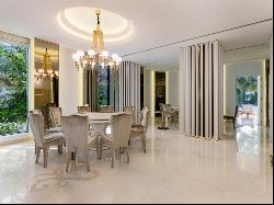 Bespoke Vastu-Compliant Mansion in Emirates Hills