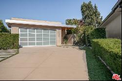 10802 Alta View Dr