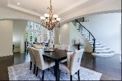 Exceptional Luxury Living in Brookhaven