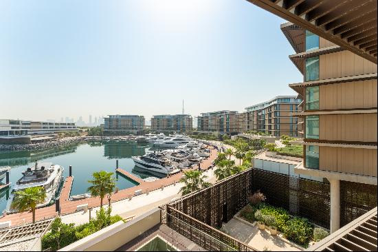 Corner Residence in Bulgari Marina Lofts