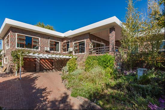 Family home in Lemoenkloof Paarl