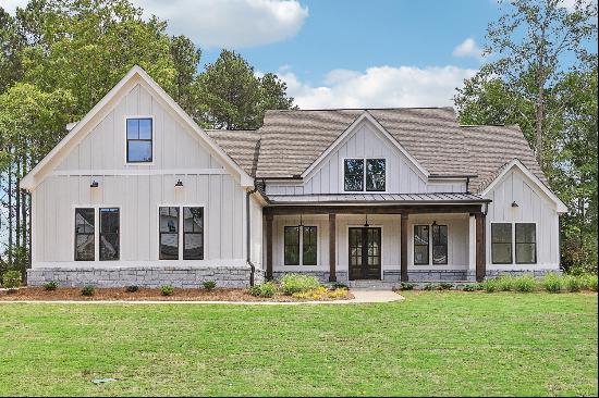 Spectacular New Home in Cuscowilla