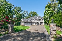 383 Vanderbilt Parkway, Dix Hills, NY 11746