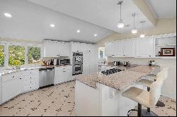 13 Buggy Whip Drive, Rolling Hills, CA 90274