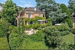 Exclusive! Splendid green villa in Corseaux with view