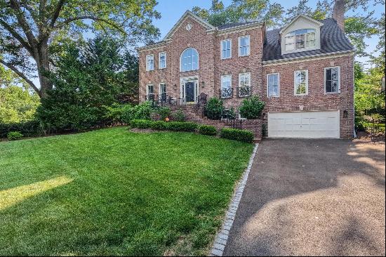 7824 Southdown Road,Alexandria, VA, 22308