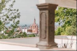 Casa Barranca Vista, 3BR Villa in Historic Centro