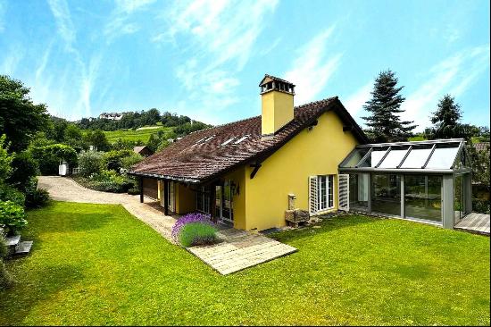 Exclusive country villa with fantastic views