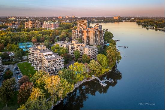 Laval (Chomedey) Residential