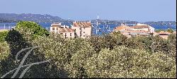 Magnificent apartment with panoramic roof terrace near the port of Porto-Vecchio