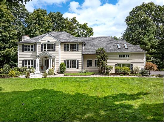 76 Valley Lane, Chappaqua, NY, 10514, USA